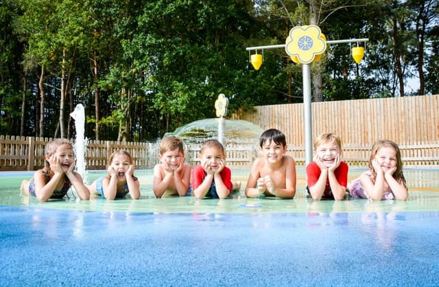 Splash Pads and Outdoor Pools in Wokingham